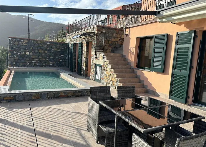 Nina Villa Moneglia
